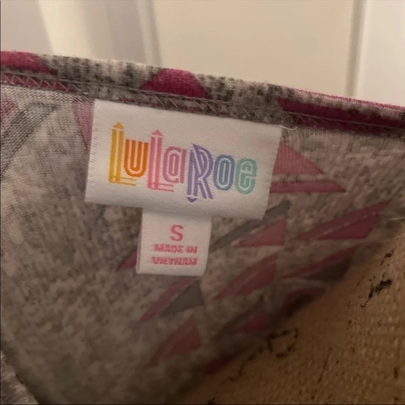 Lularoe Irma‎ - Picture 4 of 6